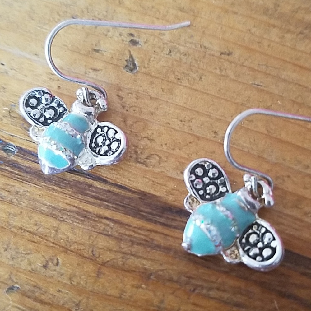 Silver bumblebee earrings